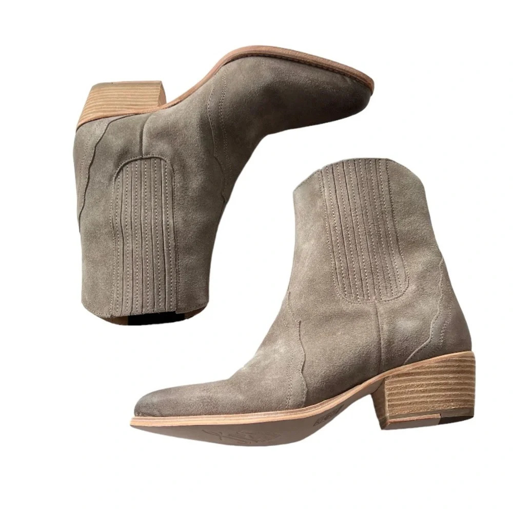 Free People New Frontier Western Chelsea Boots Washed Taupe Suede Women's 8